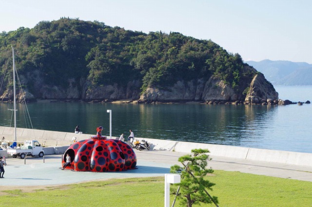 アートの島、直島への行き方、楽しみ方