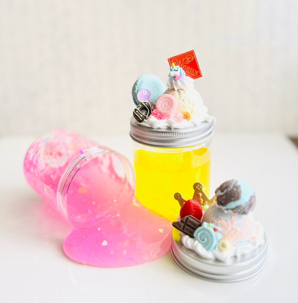 キラキラとろ〜り♪ゆめかわスライムパフェ